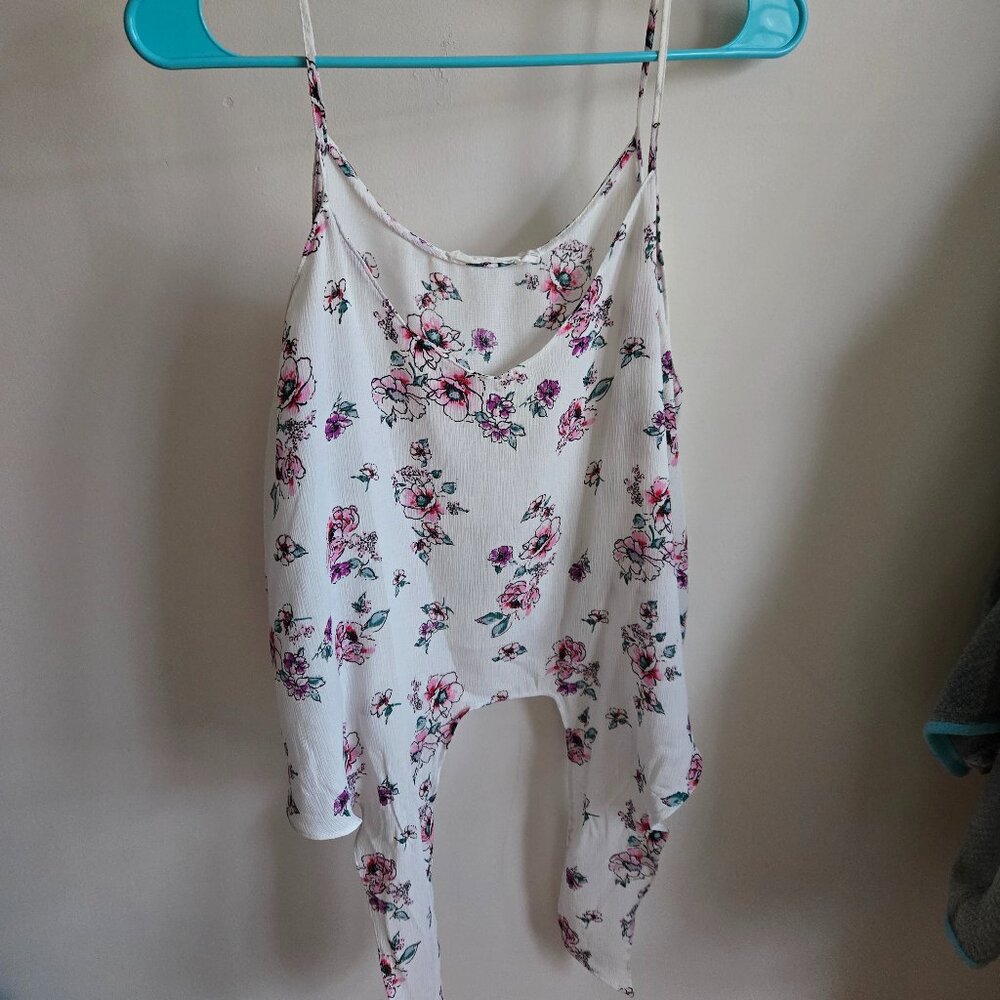 White Floral Tie Front Camisole - Lush from Stitch Fix, Size XL